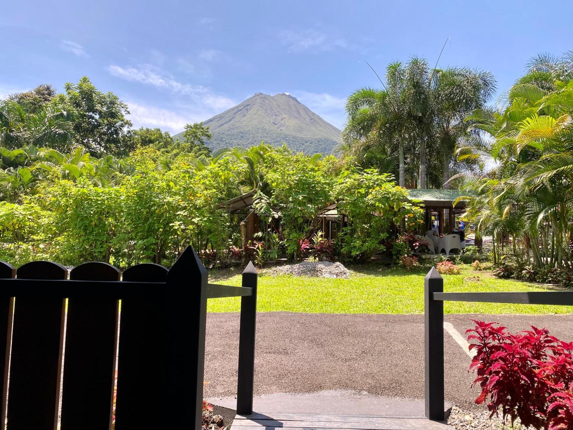 Готель Termales Del Arenal La Fortuna Екстер'єр фото