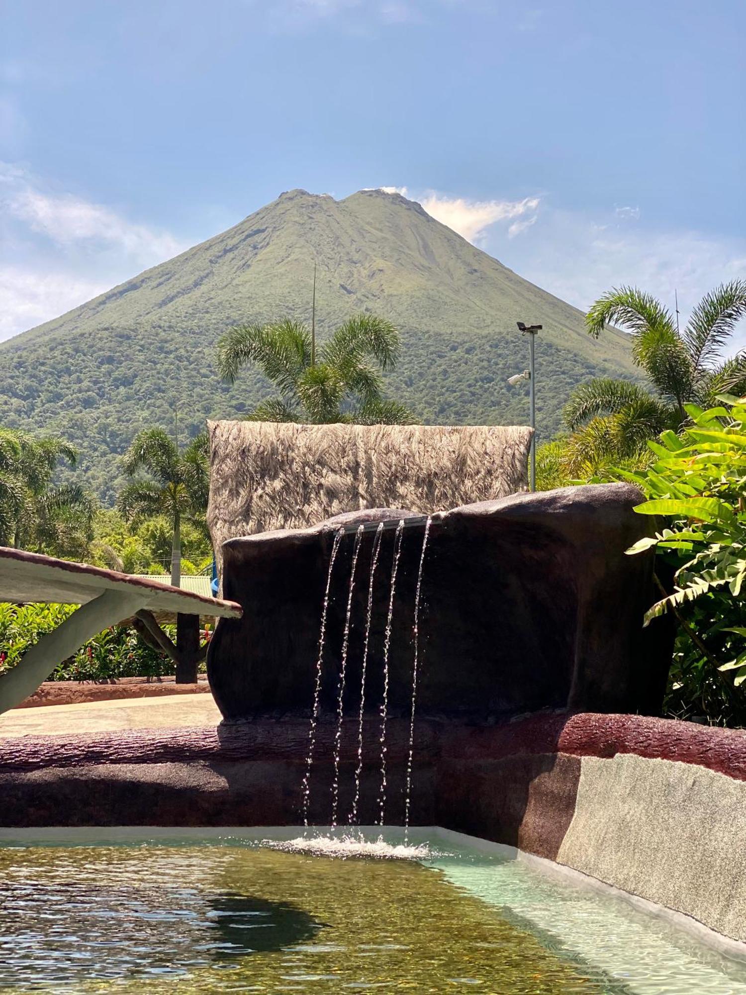 Готель Termales Del Arenal La Fortuna Екстер'єр фото